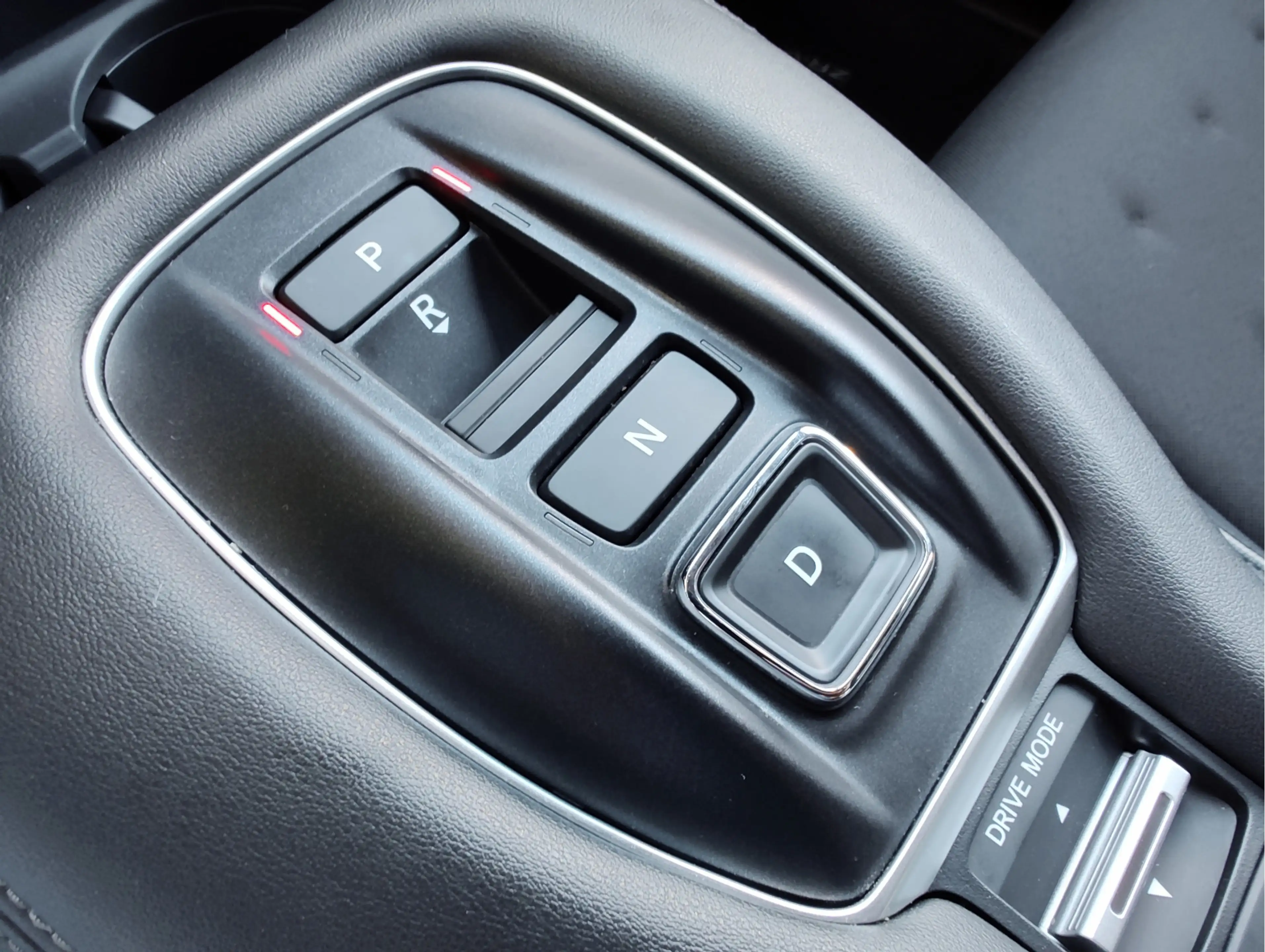 Honda ZR-V 2.0 e:HEV SPORT Keyless | Elek. verst. stoel | Ada — photo 20