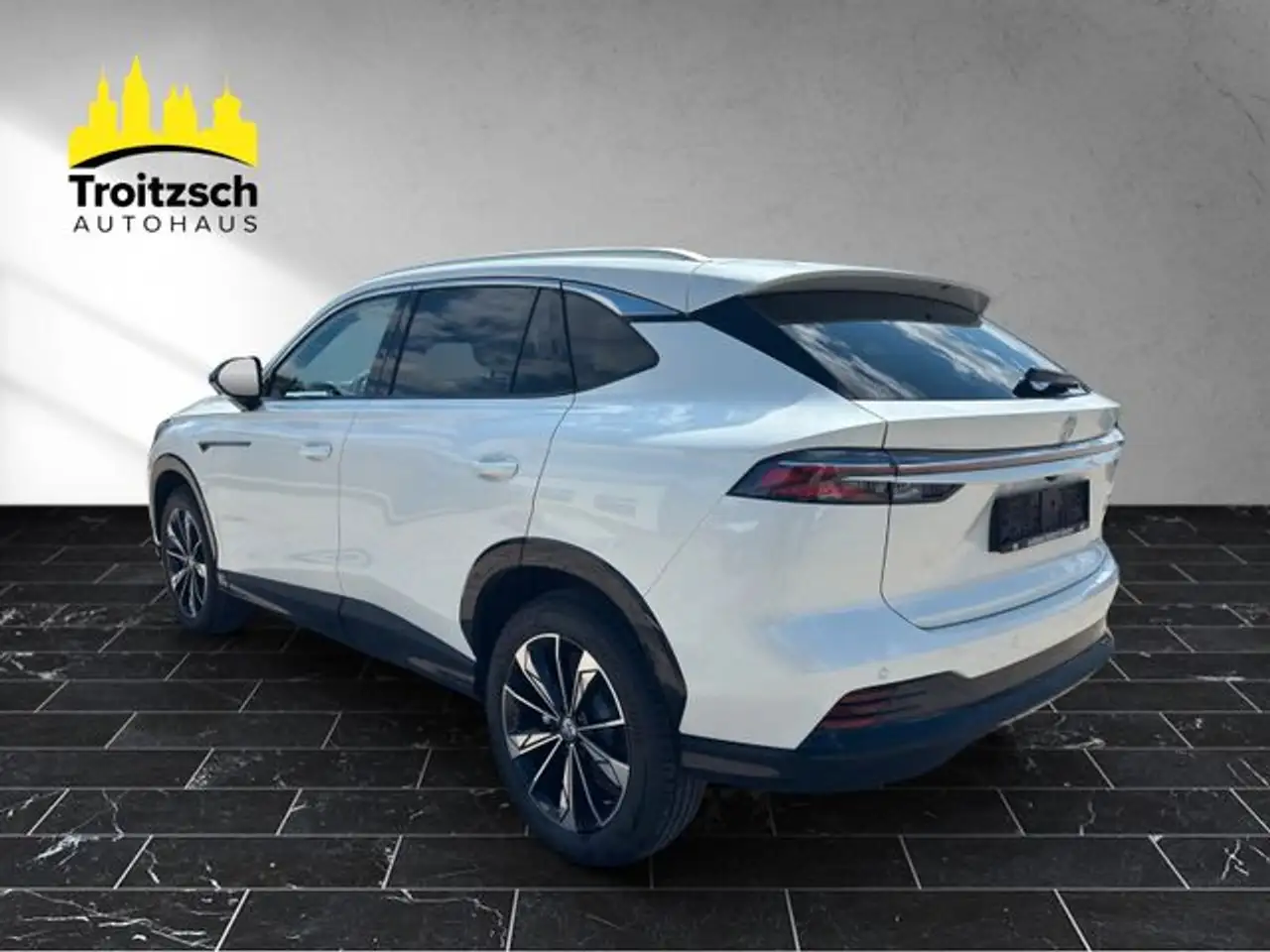 MG HS 2026