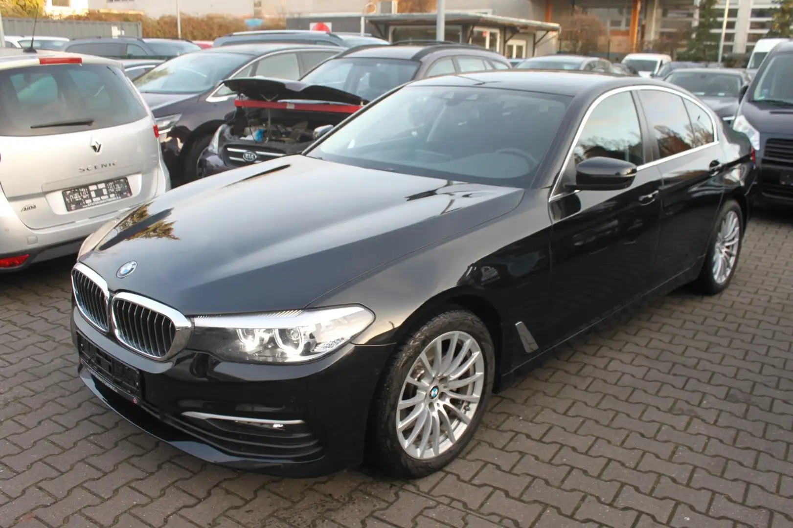 BMW 520 5 Limousine 520 d Noir - 1