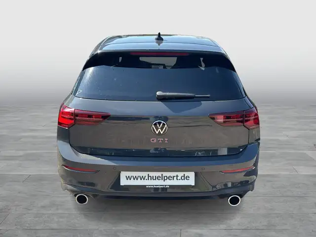 Volkswagen Golf view 4
