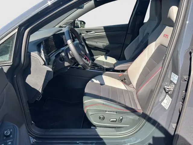 Volkswagen Golf view 8