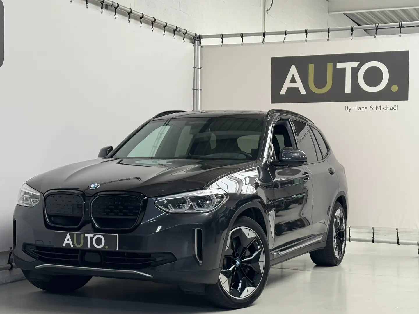 BMW iX3 Impressive *HUD*360CAM*PANO* Сірий - 1