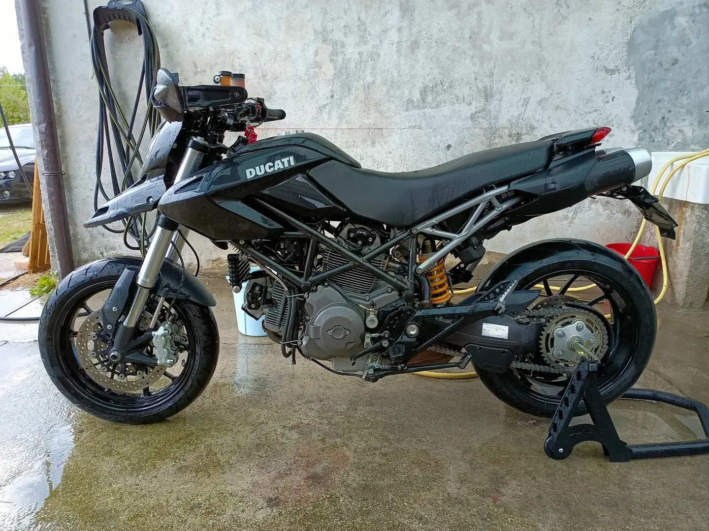 Ducati Hypermotard 796 dark Czarny - 1
