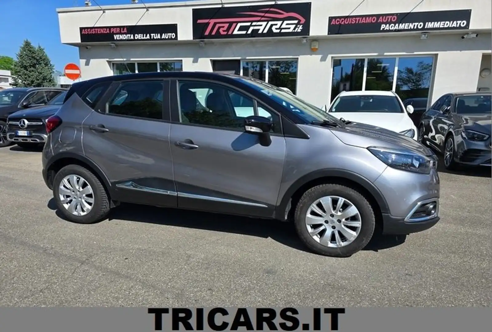 Renault Captur 0.9 tce NEOPATENTATI - PERMUTE Grijs - 1