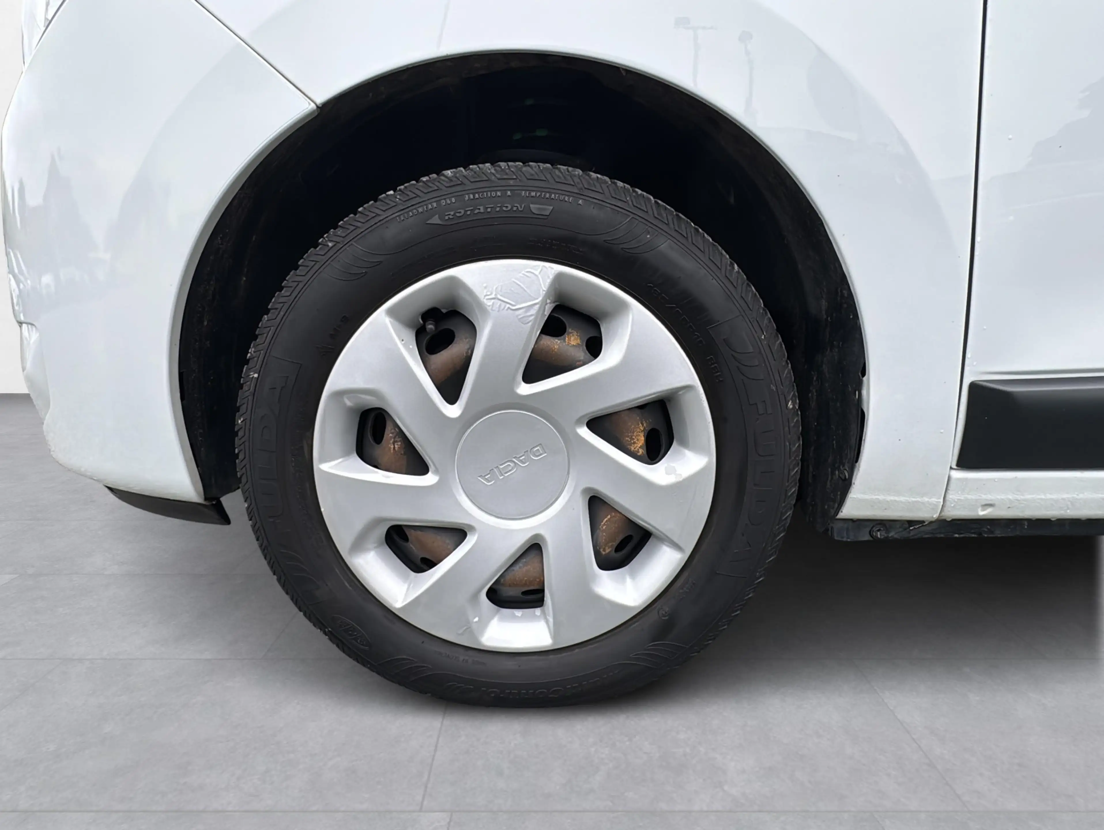 Dacia Lodgy Essential 7 Sitzer AHK Rückfahrkam Klima — photo 13