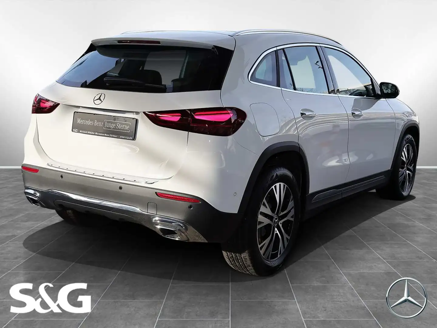Mercedes-Benz GLA 250 e ADVANCED PLUS+PANO+MEMORY+AC 11 KW Weiß - 2