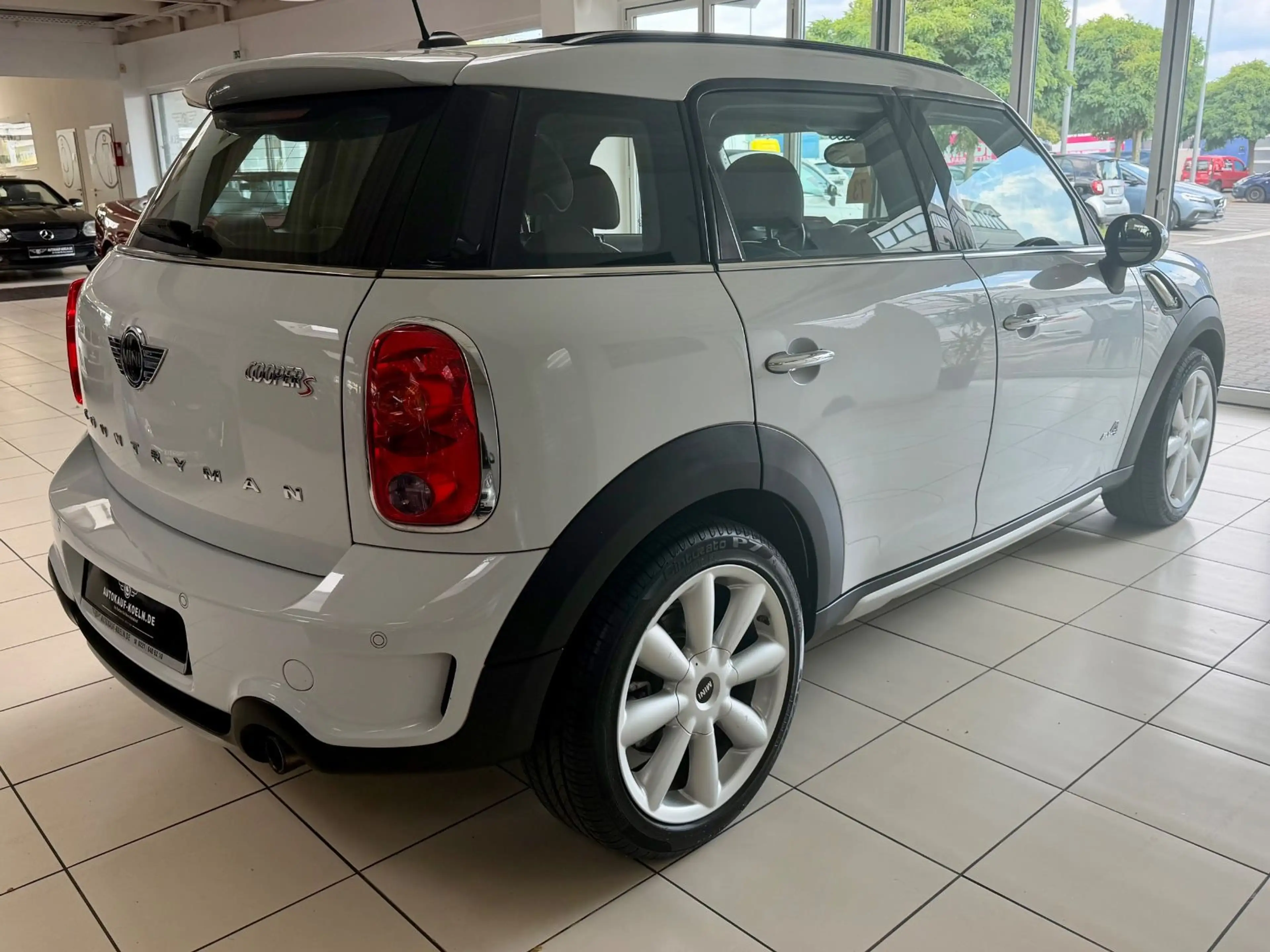 MINI Cooper S Countryman 4all Navi/Leder/Panodach — photo 6