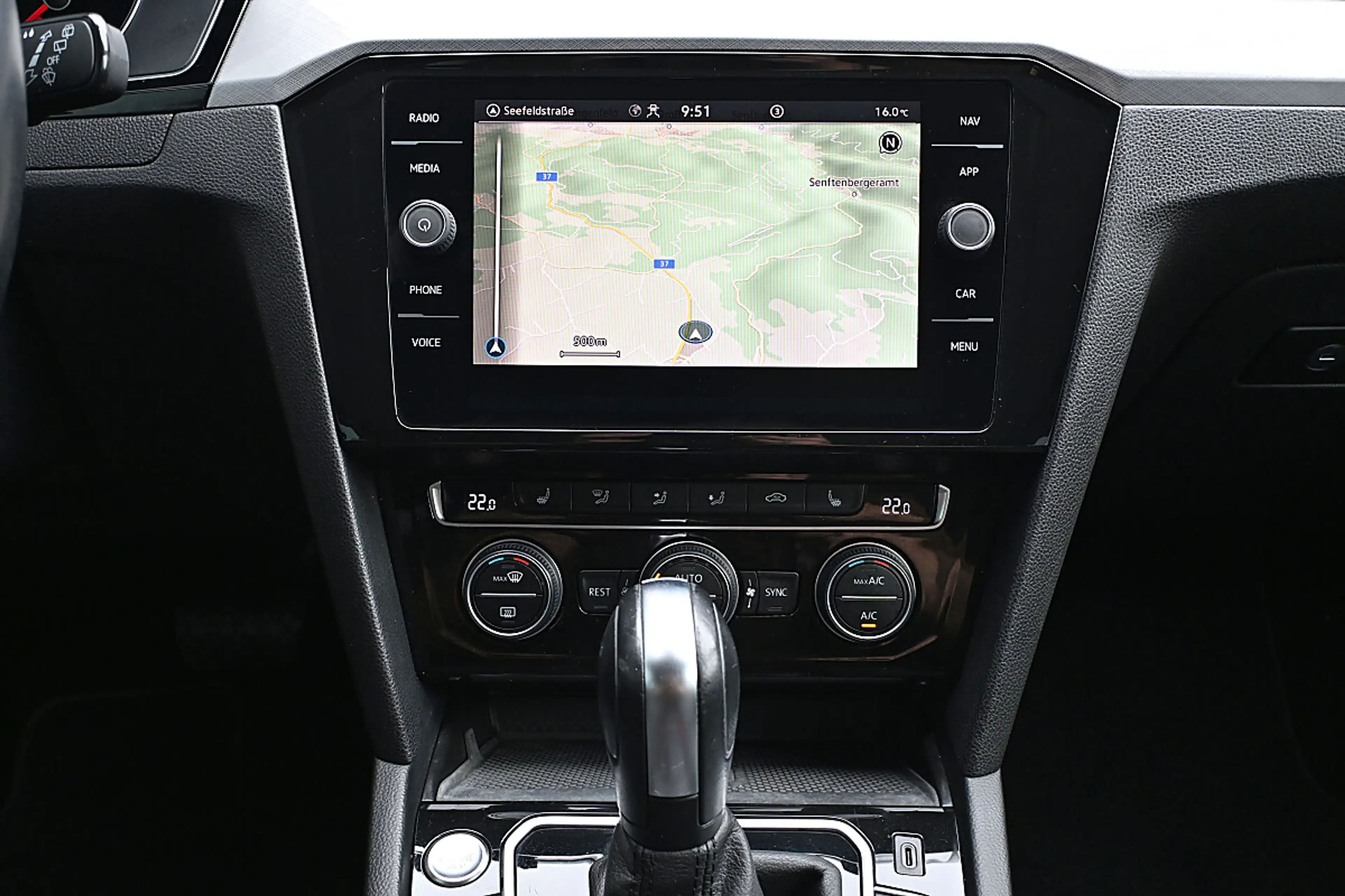 Volkswagen Passat Variant Business 1,6 SCR TDI DSG ACC, LED, Navi, Kamera... — photo 5