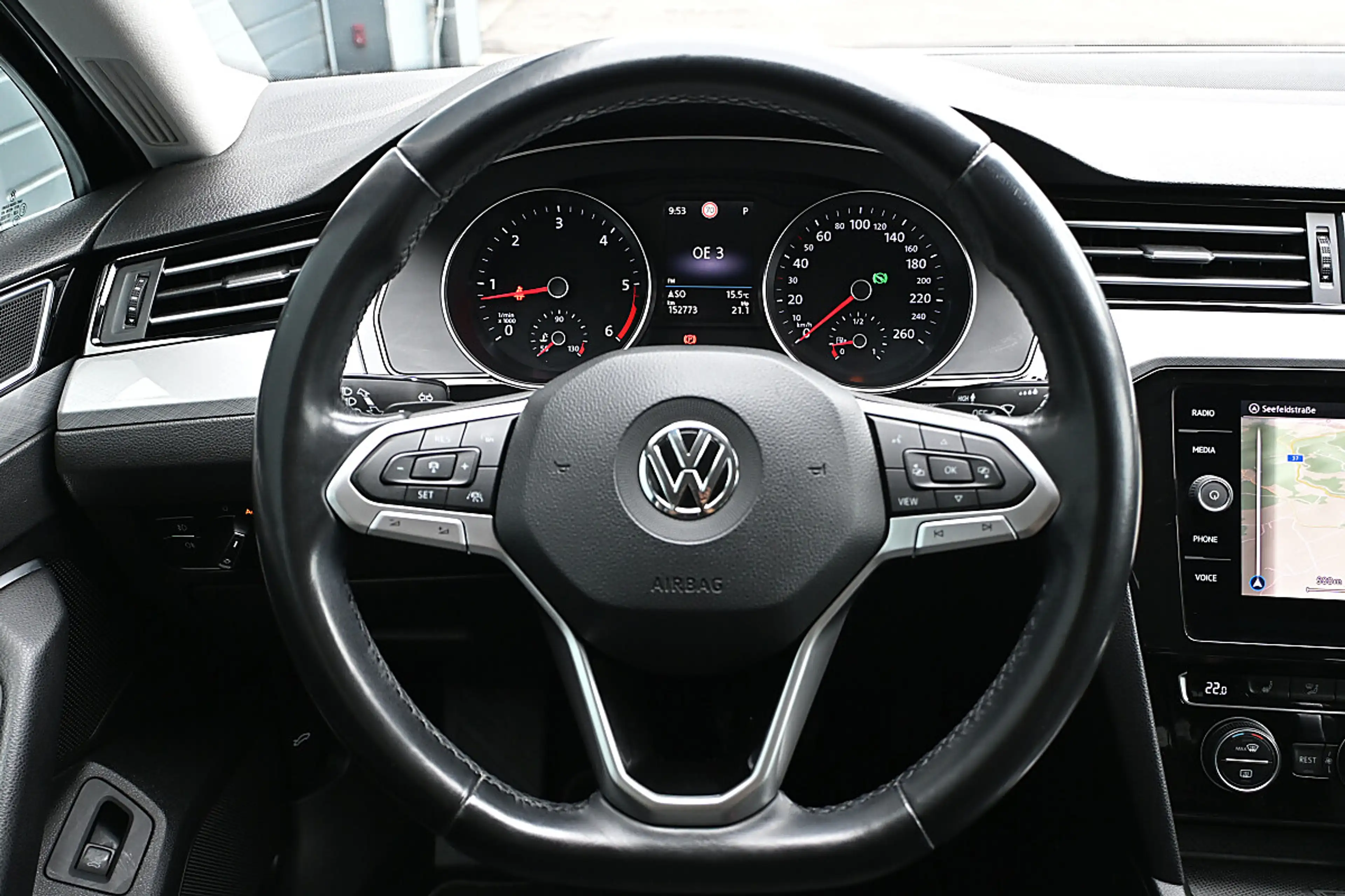 Volkswagen Passat Variant Business 1,6 SCR TDI DSG ACC, LED, Navi, Kamera... — photo 12