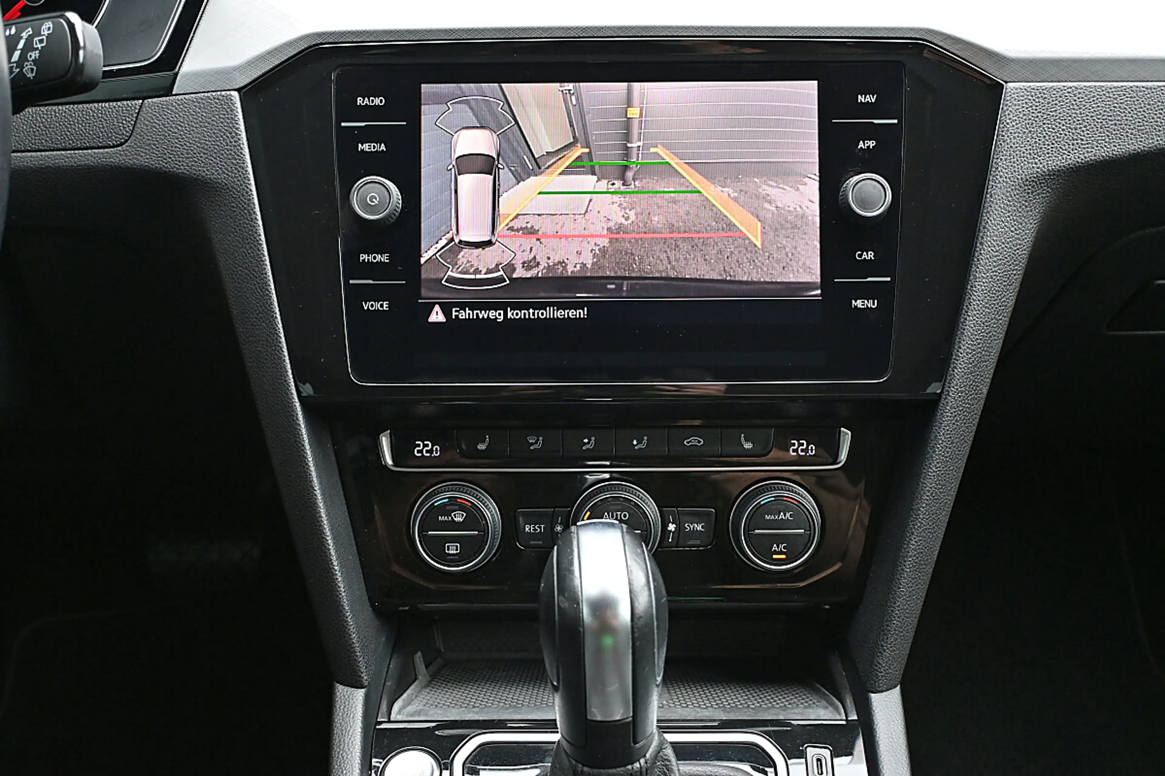 Volkswagen Passat Variant Business 1,6 SCR TDI DSG ACC, LED, Navi, Kamera... — photo 7