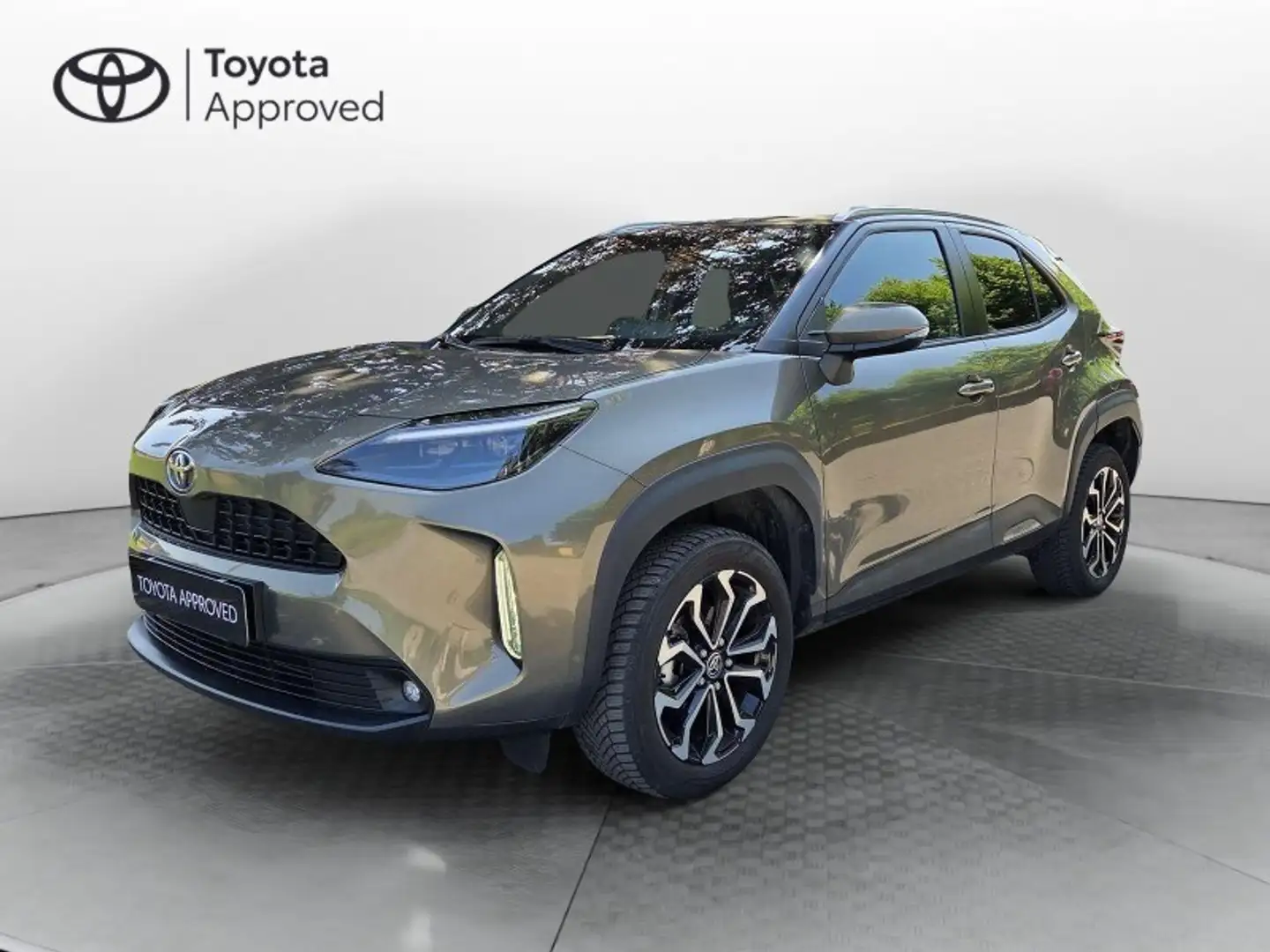 Toyota Yaris Cross 1.5 Hybrid 5p. E-CVT Trend Bronzo - 1