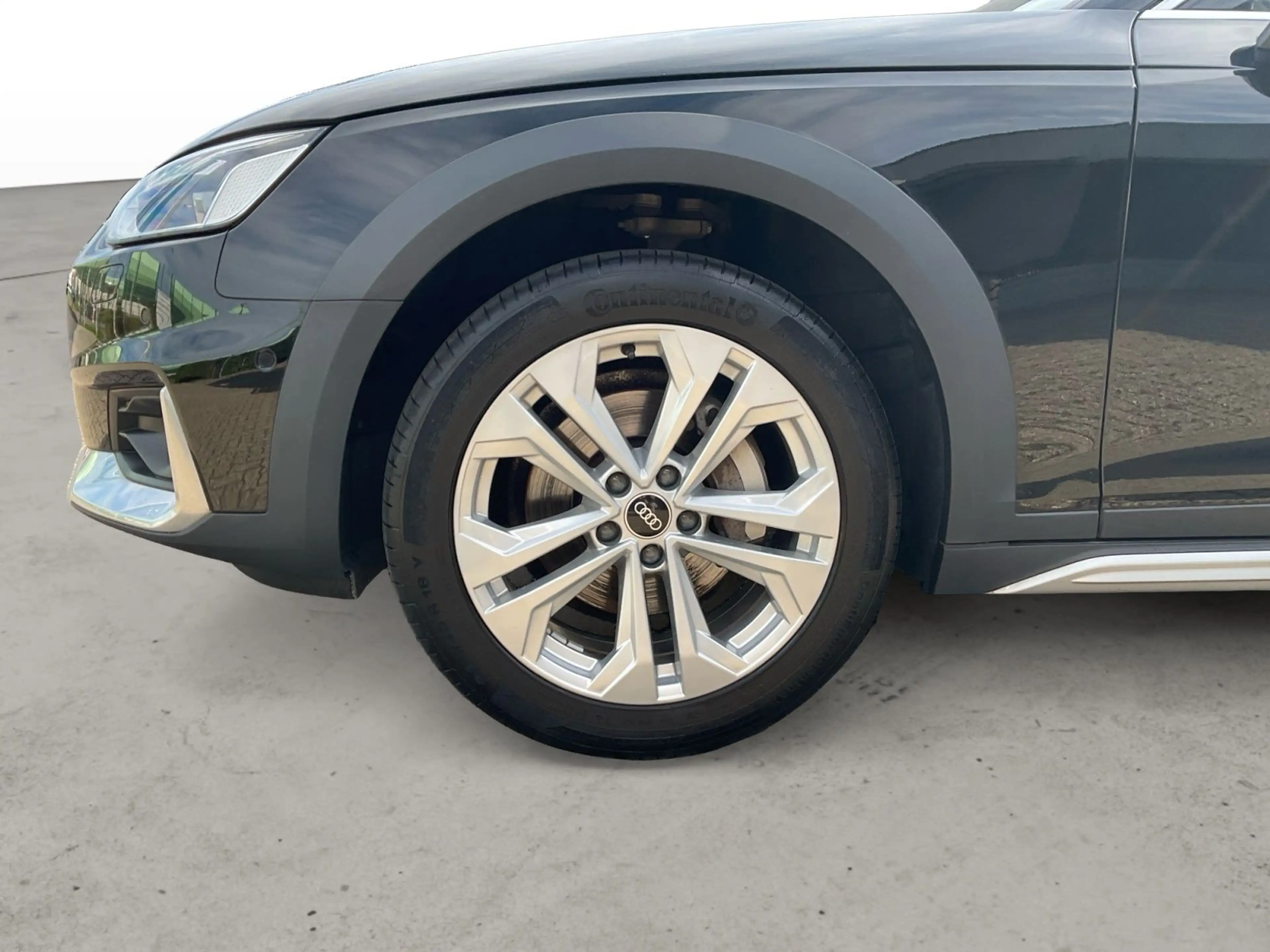 Audi A4 allroad A4 allroad quattro 40 TDI AHK PANO MATRIX MEMORY — photo 14
