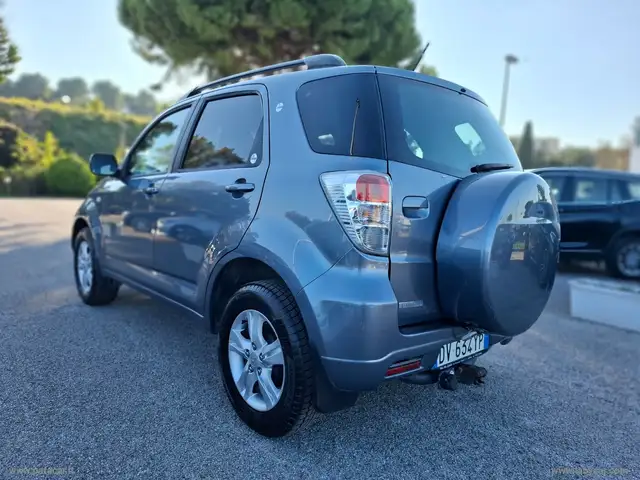 Daihatsu Terios view 24