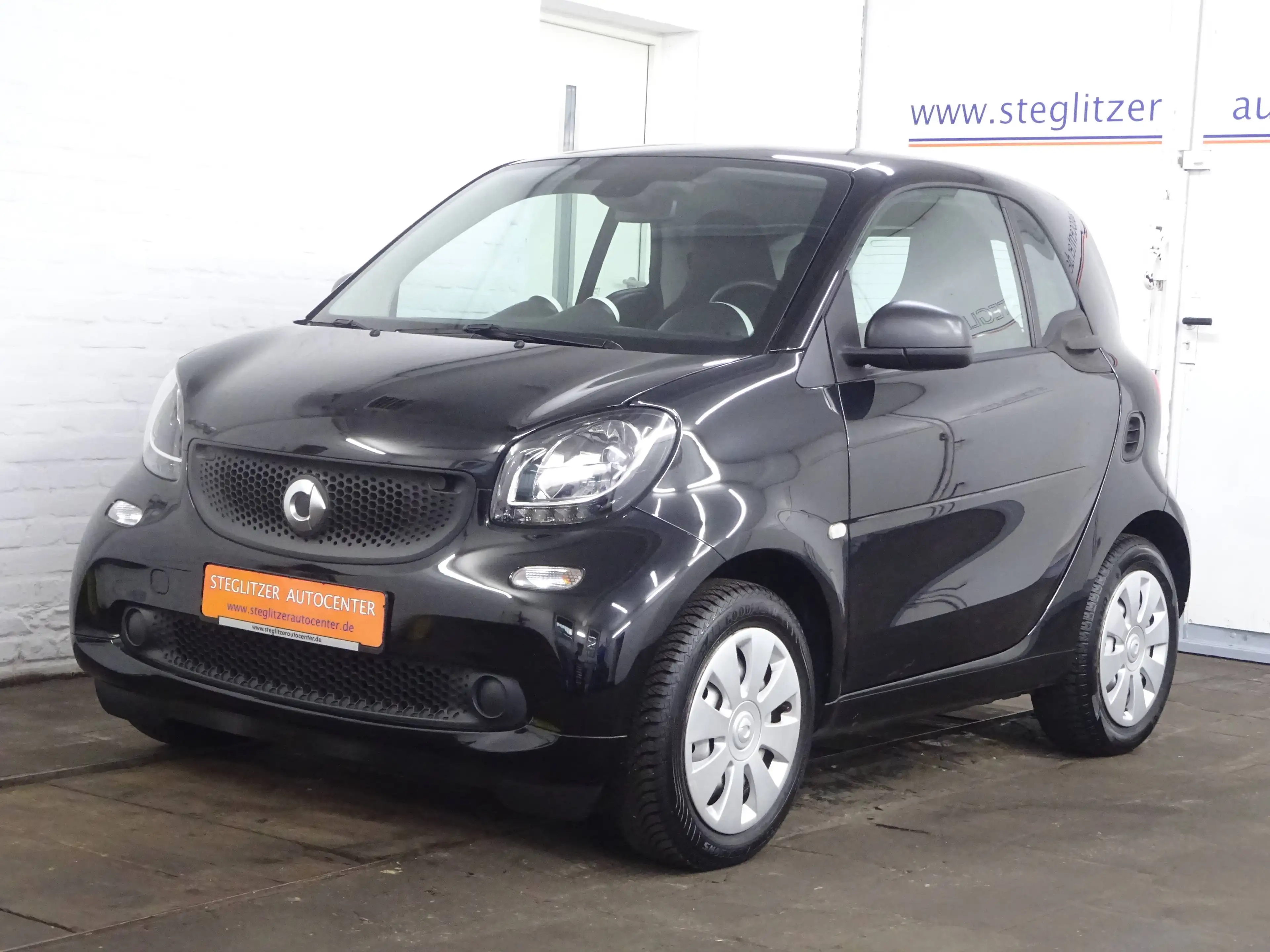 smart forTwo coupe Basis 52 kW Automatik/Panoramadach/SHZ/Tempomat/Klimaautomatik — photo 5