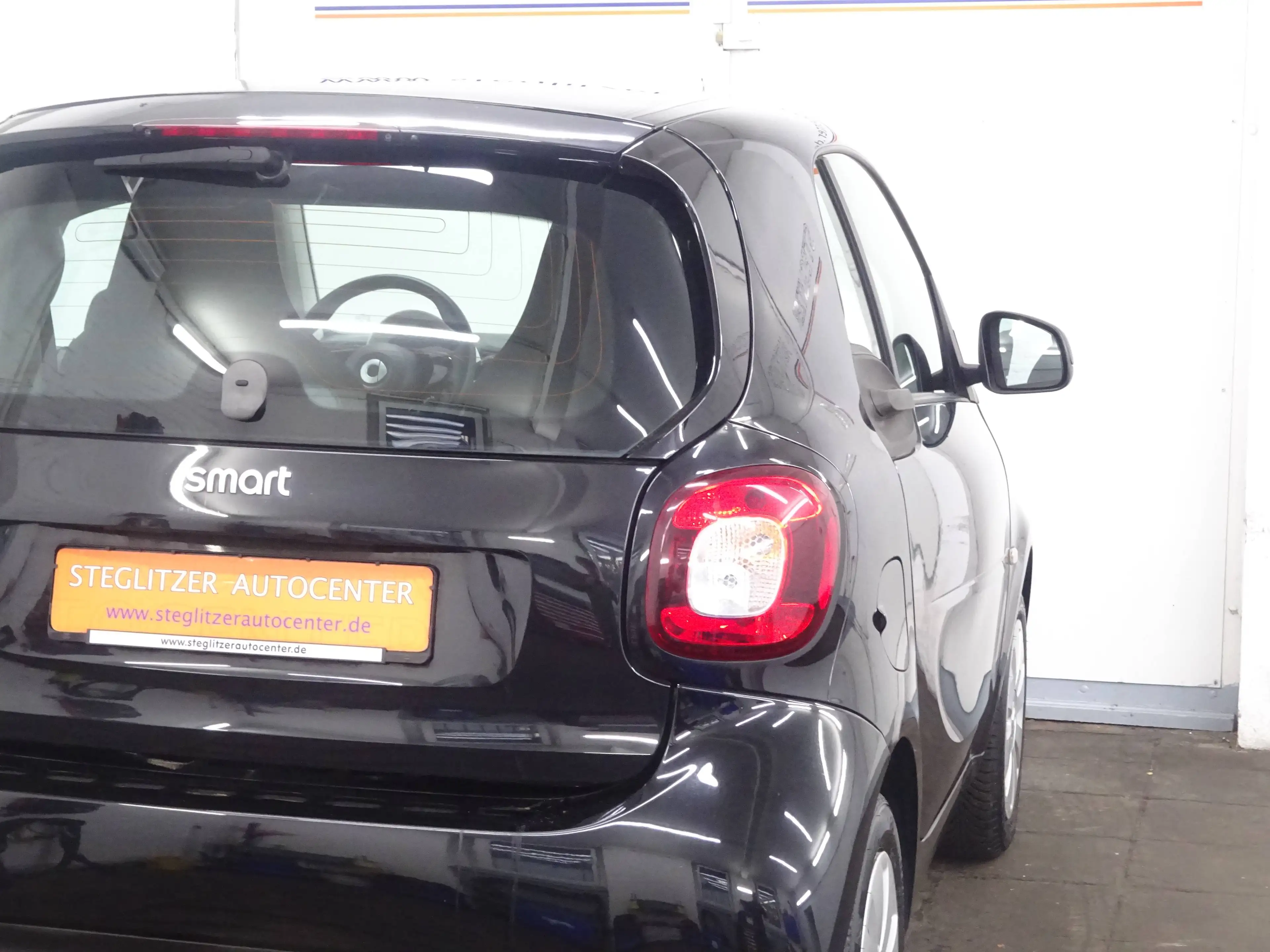 smart forTwo coupe Basis 52 kW Automatik/Panoramadach/SHZ/Tempomat/Klimaautomatik — photo 11