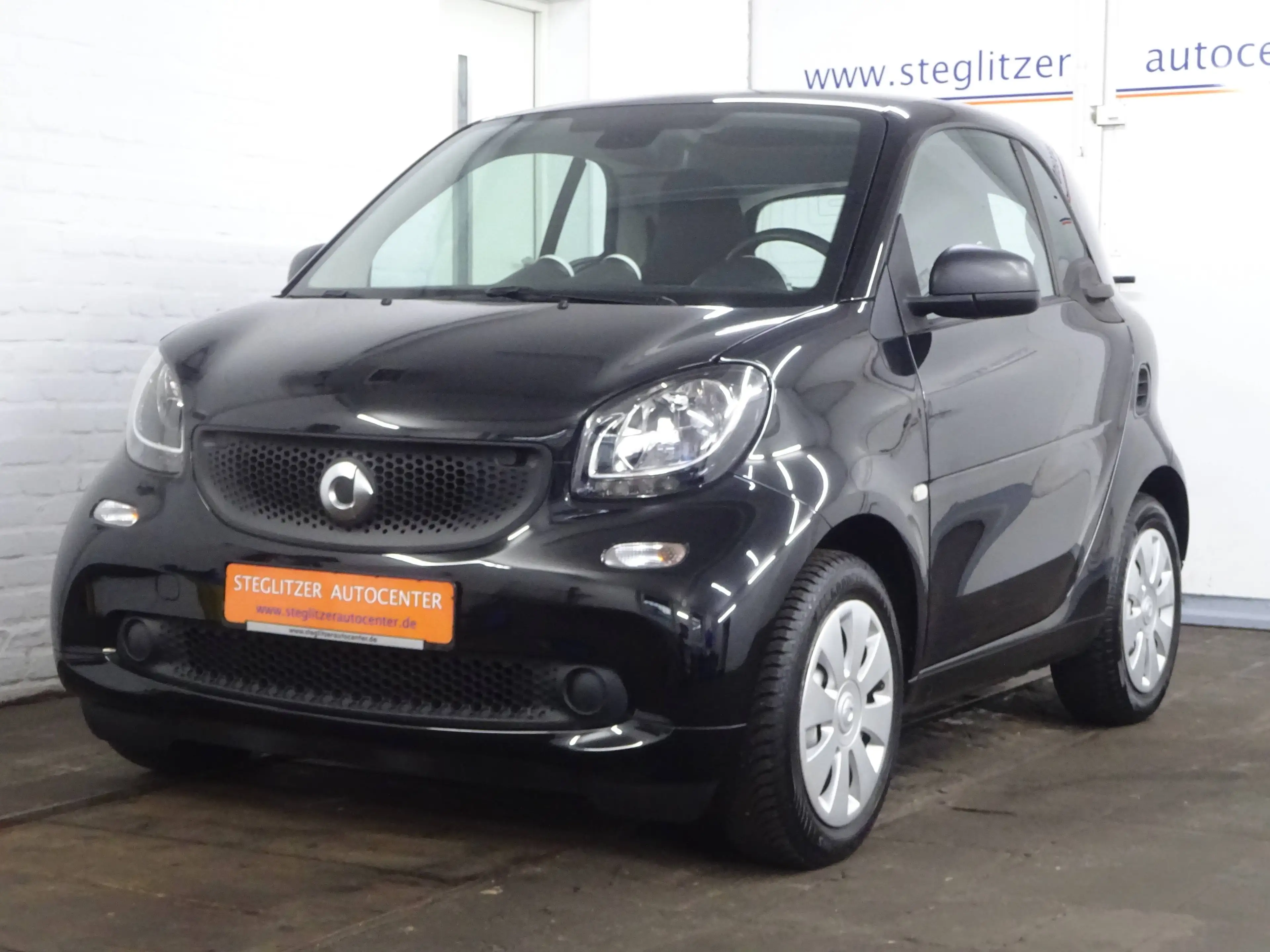 smart forTwo coupe Basis 52 kW Automatik/Panoramadach/SHZ/Tempomat/Klimaautomatik
