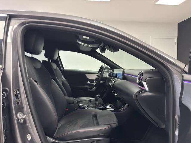 Mercedes-Benz A 180 — photo 12
