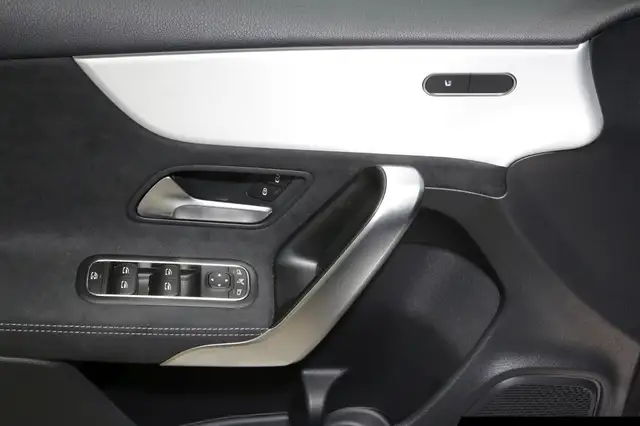 Mercedes-Benz A-Class view 14