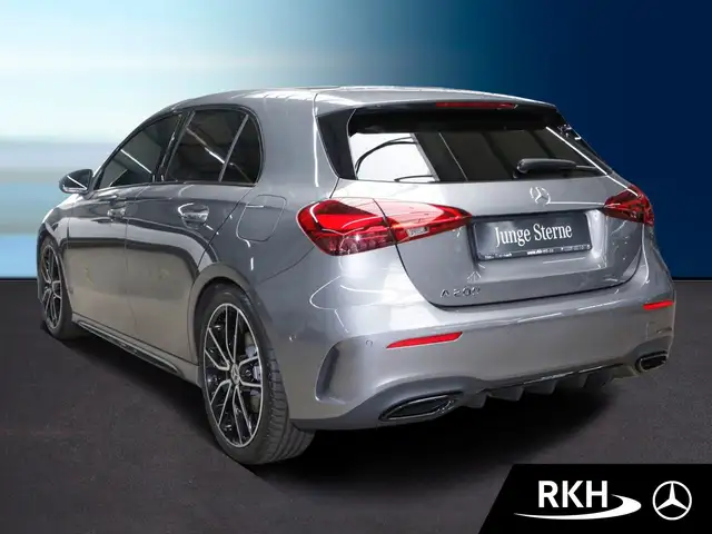 Mercedes-Benz A-Class view 4