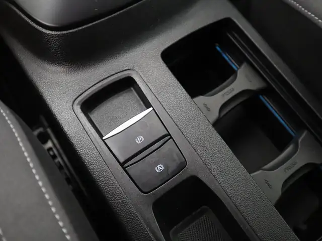 Ford Focus view 28