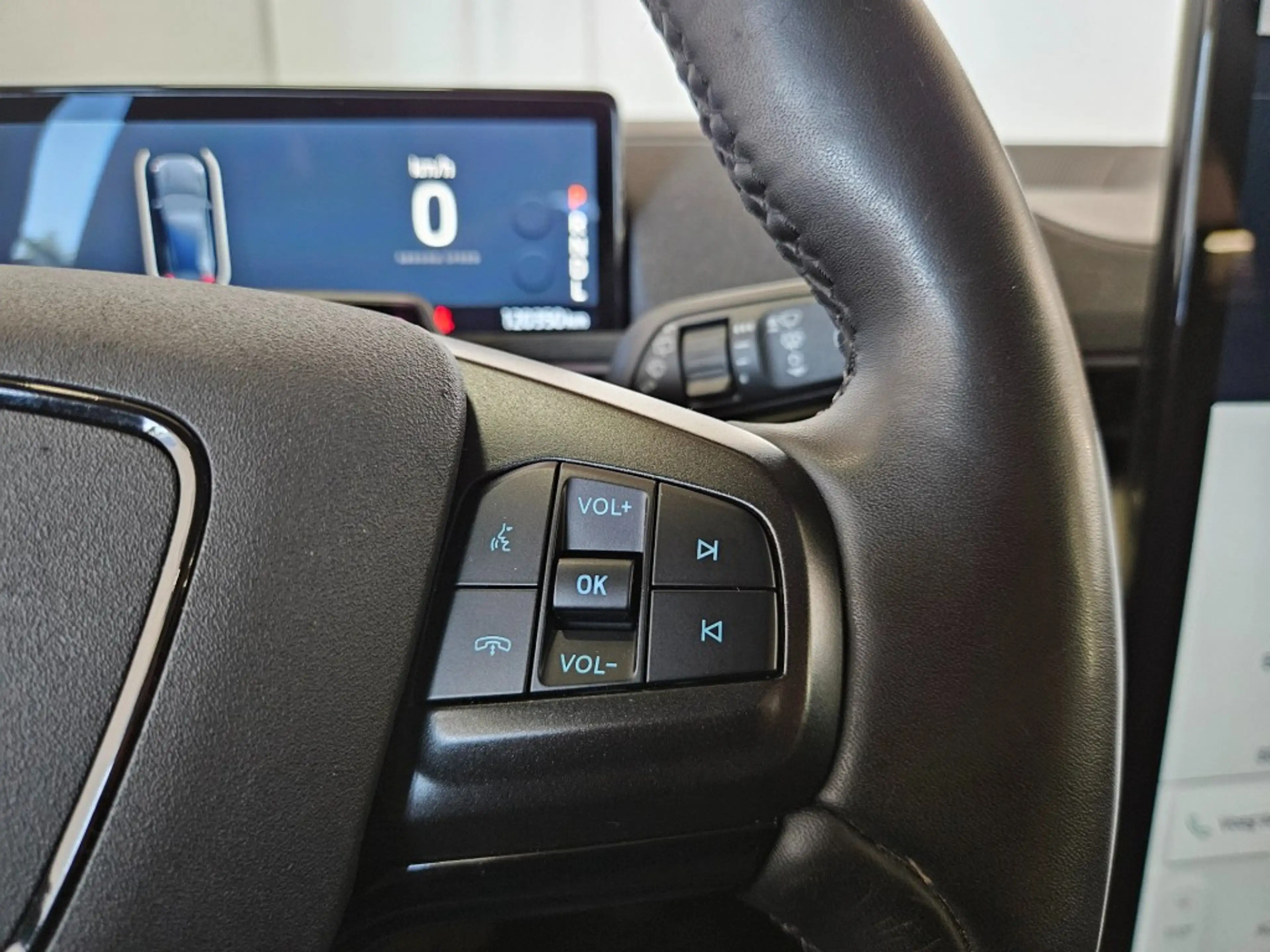 Ford Mustang Mach-E RWD 75 kWh / Leder / B&O Sound / NL Auto — photo 43
