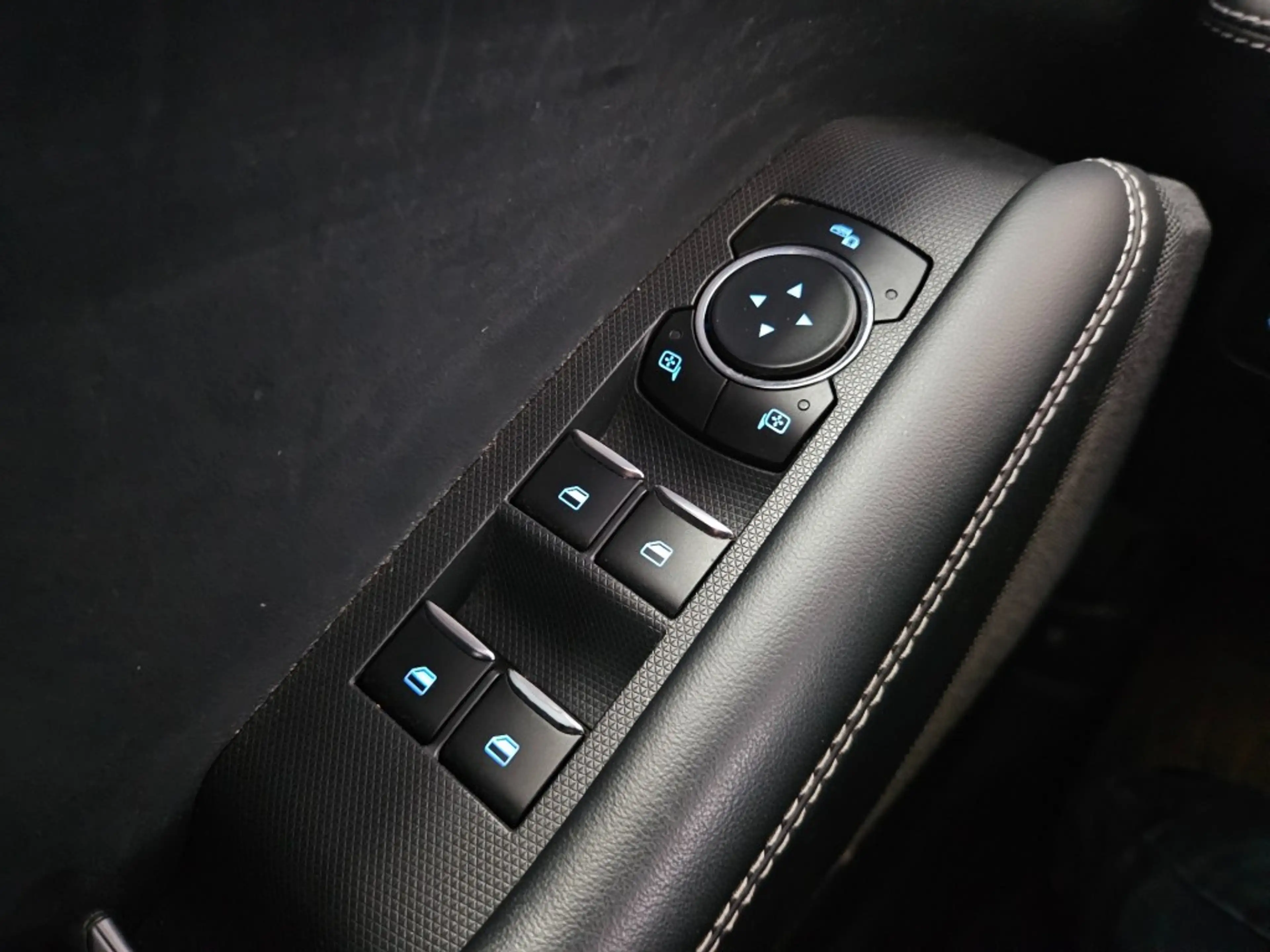 Ford Mustang Mach-E RWD 75 kWh / Leder / B&O Sound / NL Auto — photo 44