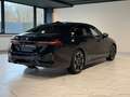 BMW 520 i M Sport|Pano|Shadow-Line|Head-up|AHK|SHZ| Zwart - thumbnail 4