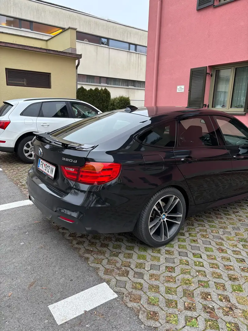 BMW 320 320d GT Schwarz - 2