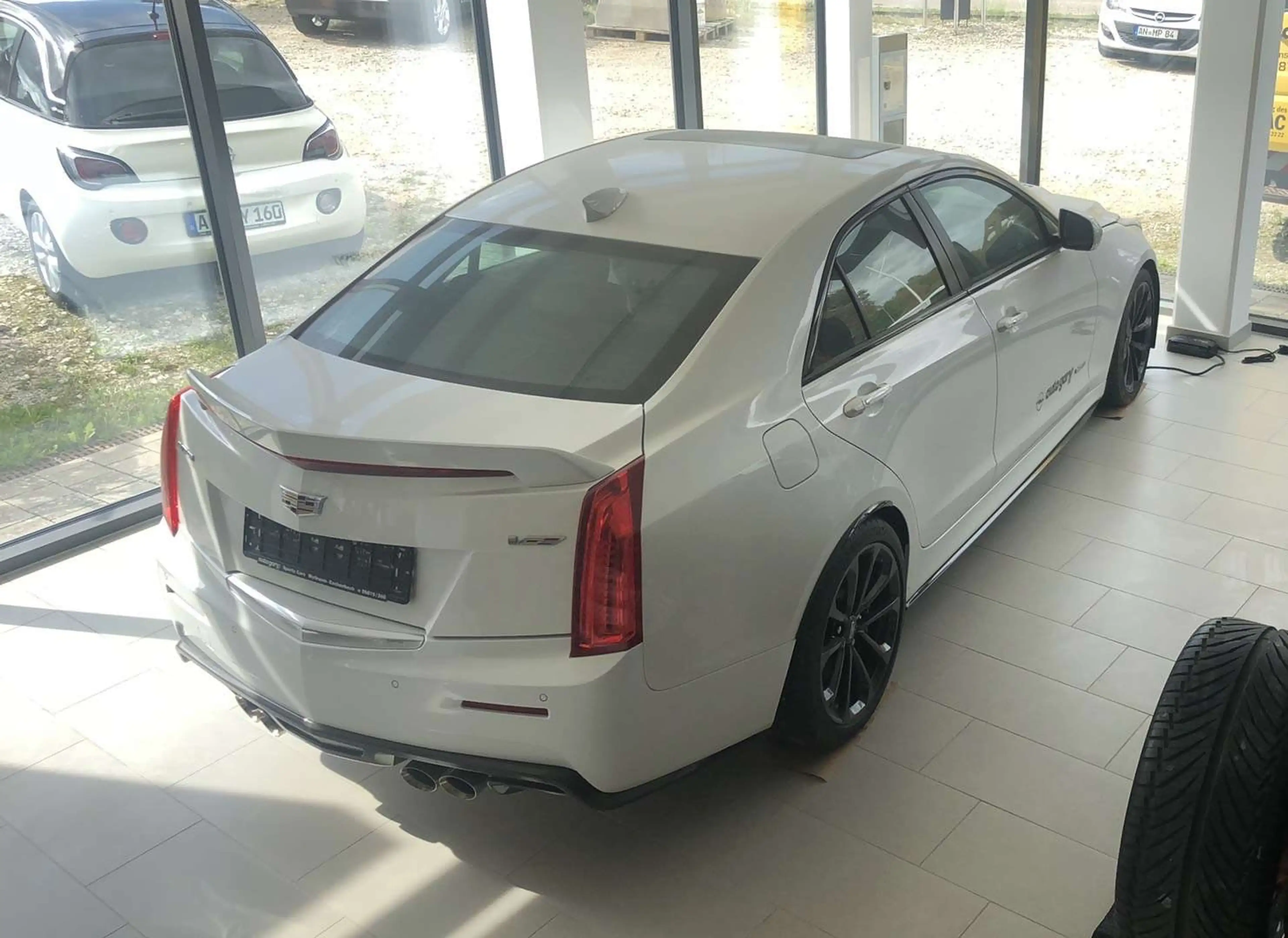 Cadillac ATS ATS ATS-V 3.6TT V6 RWD AT — photo 4