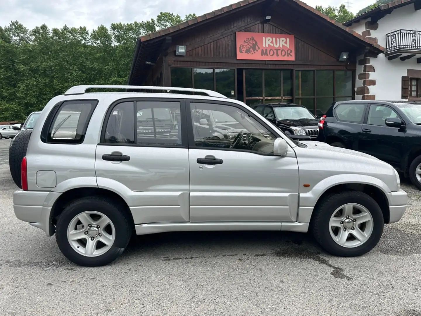 Suzuki Grand Vitara 2.0 HDI Plateado - 1