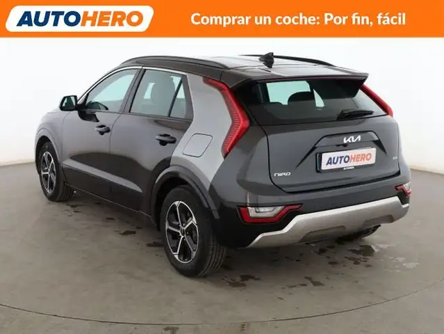 Kia Niro view 4