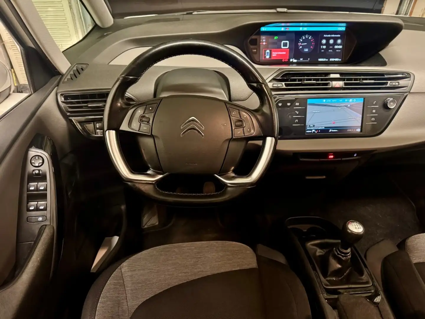 Citroen Grand C4 Picasso 1.2 PureTech Feel CLIMA NAVI 7PERS GOEDONDERHOUDEN Blanc - 2