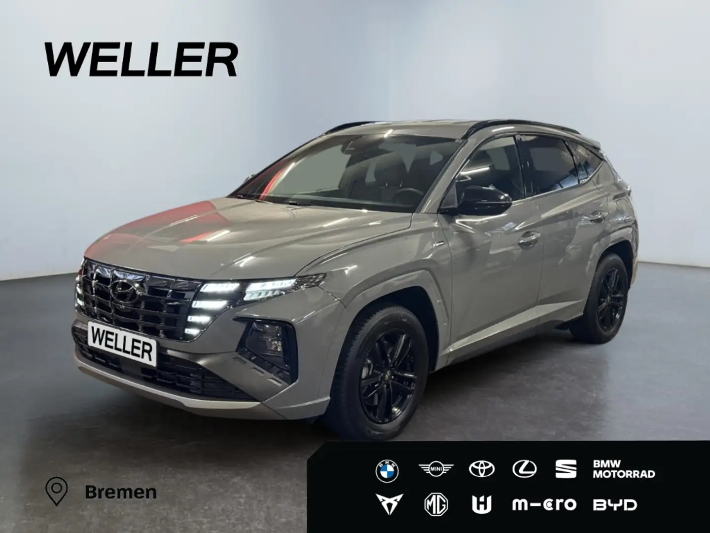 Hyundai TUCSON 1.6 T Plug-in-Hybrid 4WD N Line *360°*AHK* Grijs - 1