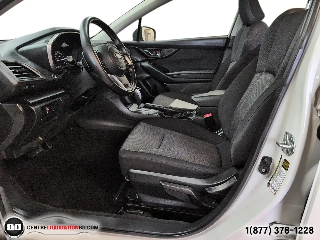 Subaru Impreza снимка Subaru Impreza
