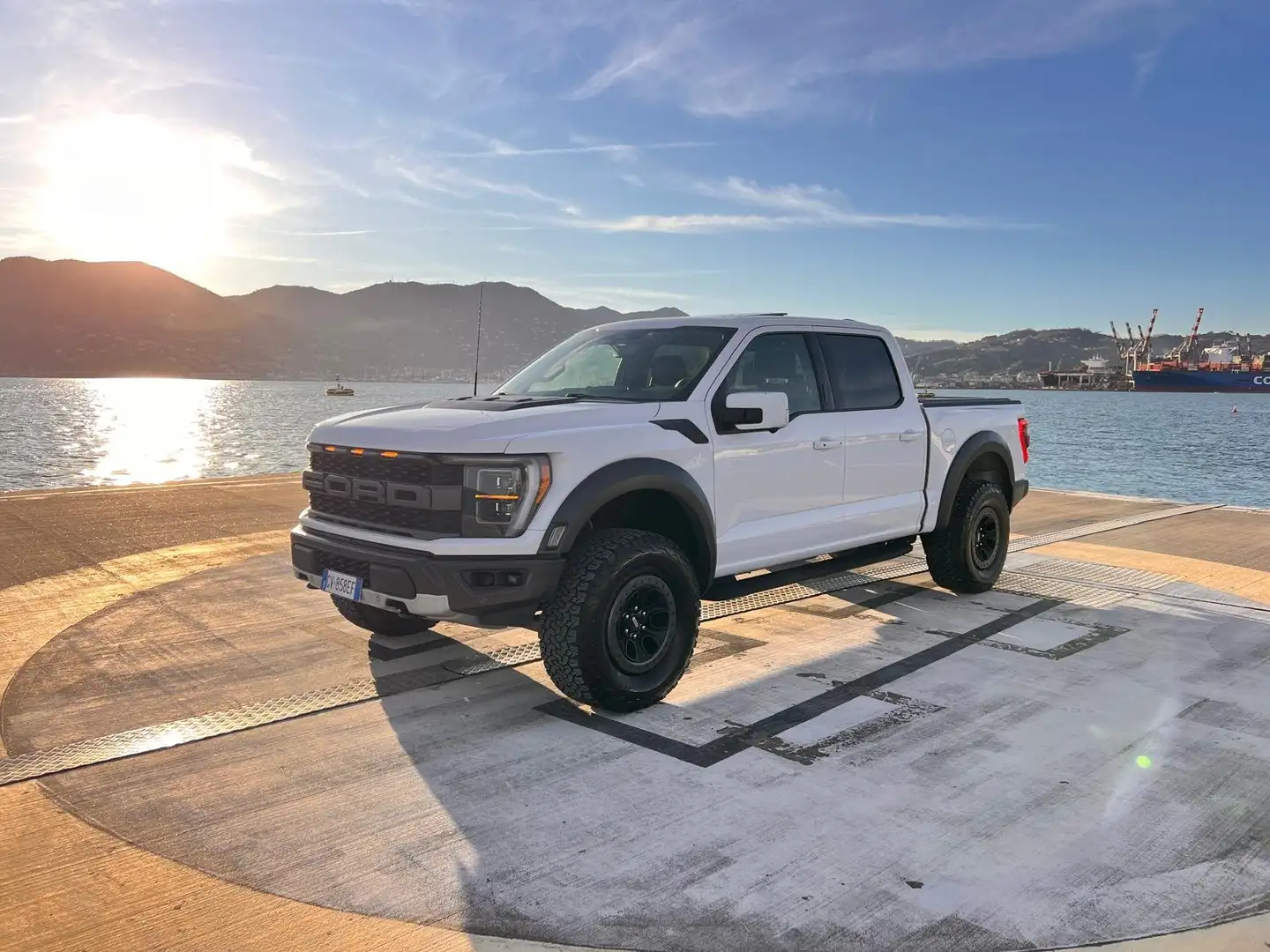 Ford F 150 Raptor Bílá - 1