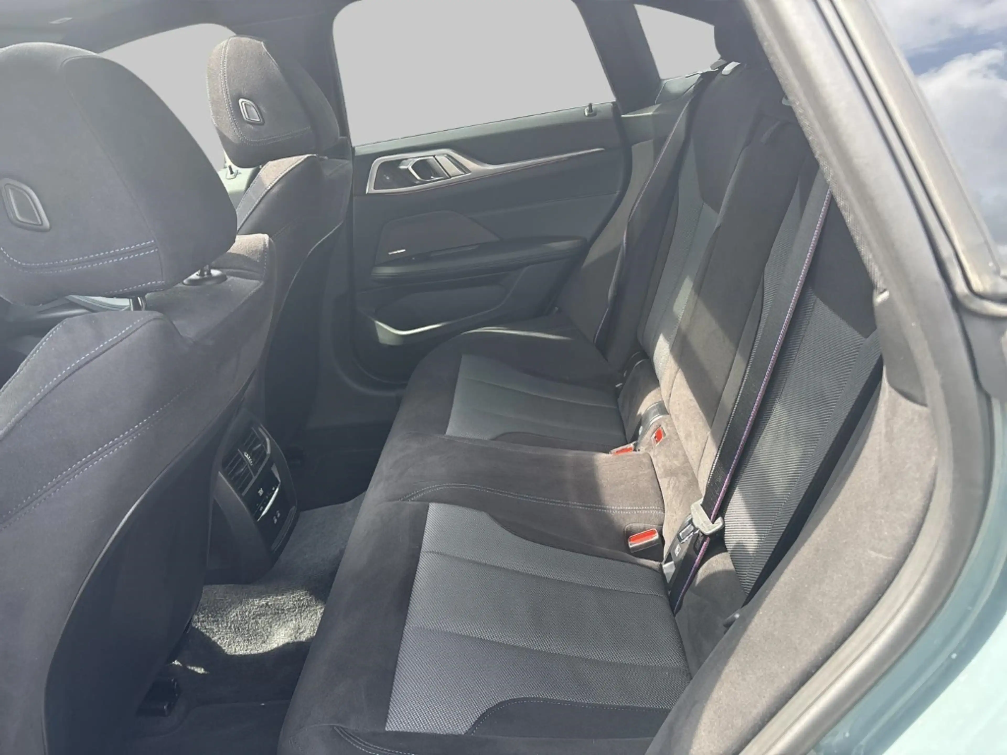 BMW 430 I XDRIVE Sportpaket AHK-klappbar AHK Navi Digitale — photo 8