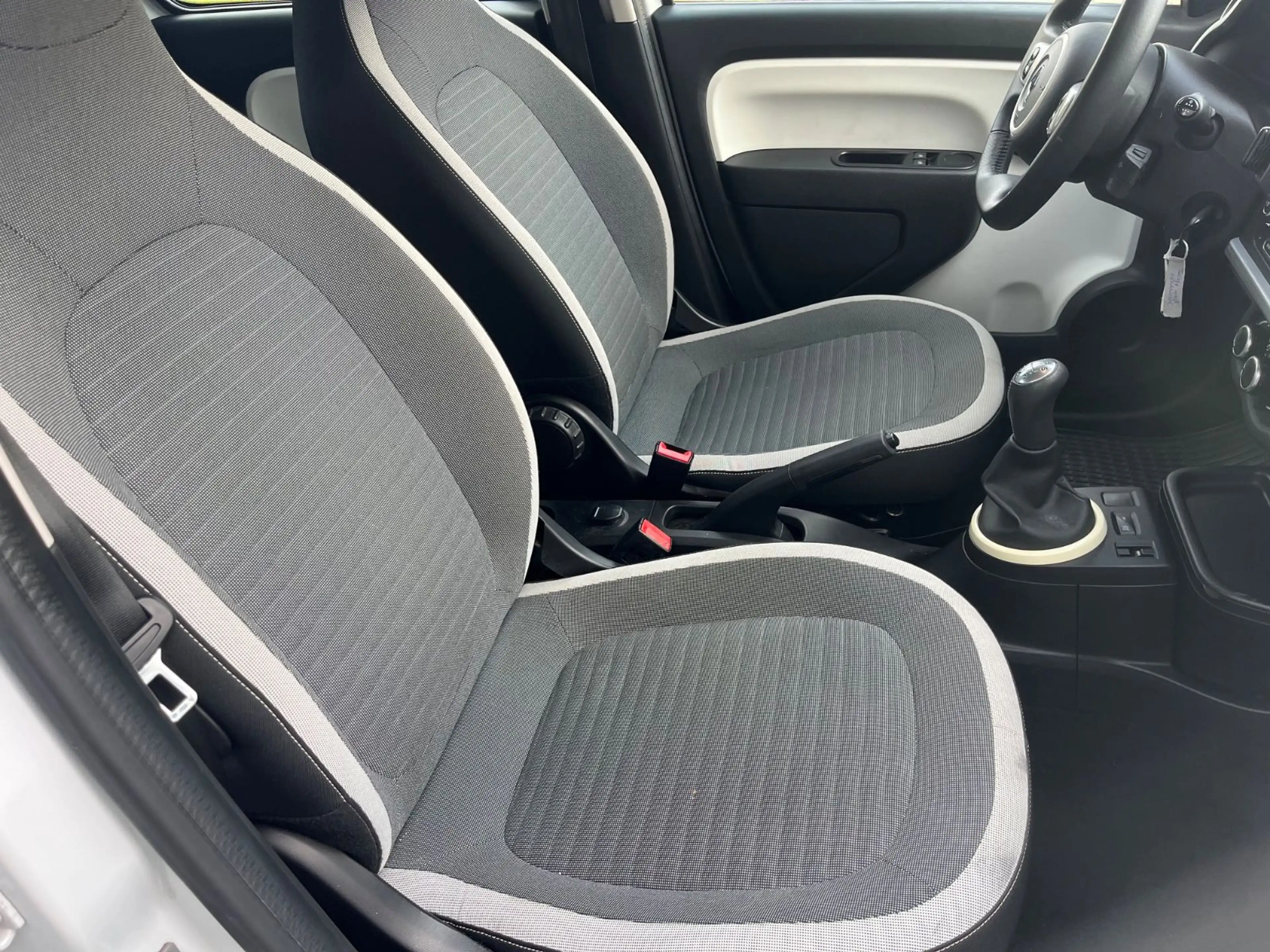 Renault Twingo Limited /Klima/2.Hand/PDC — photo 14
