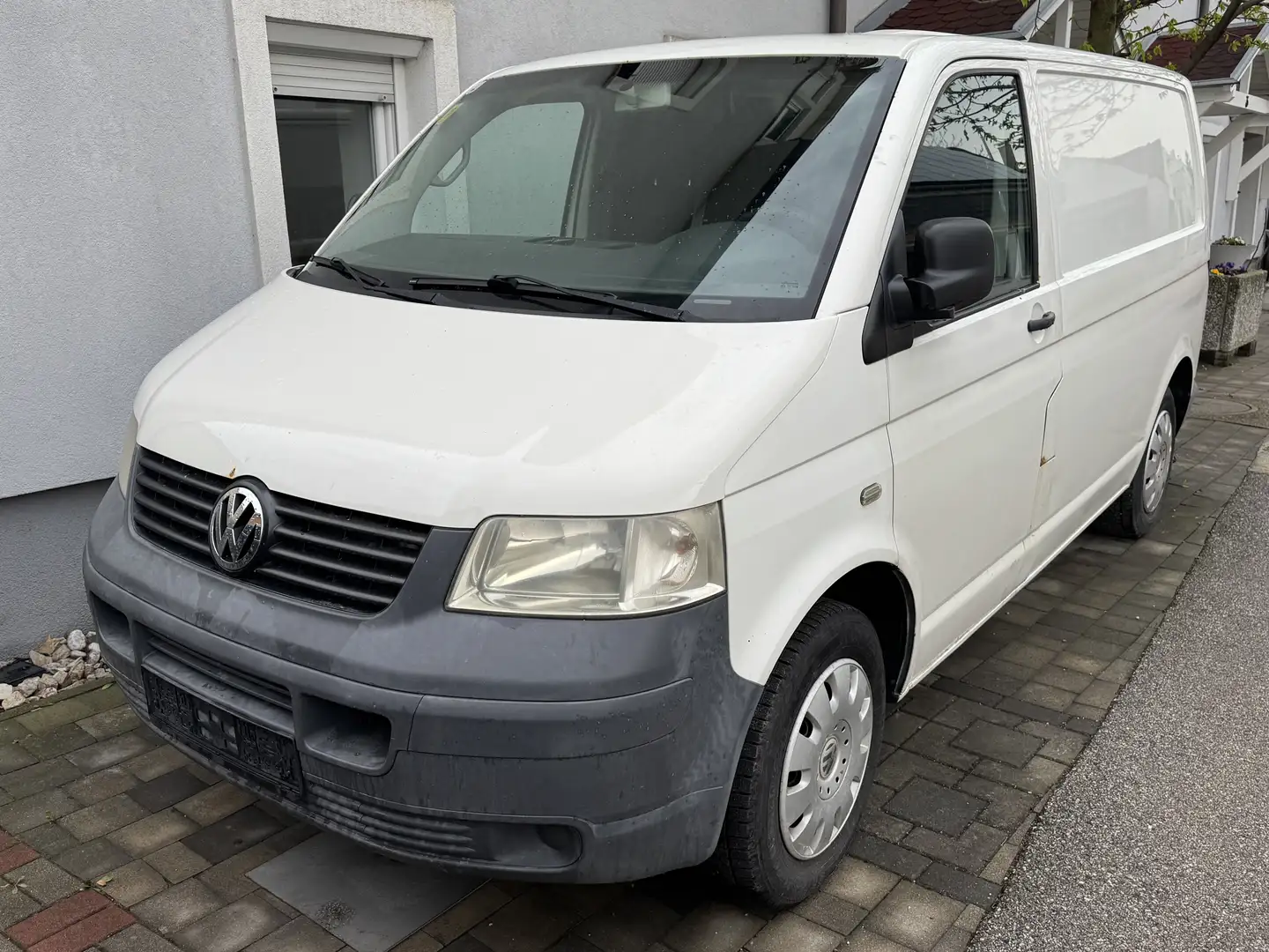 Volkswagen T5 1.9TDI TURBO IST NEU Weiß - 1