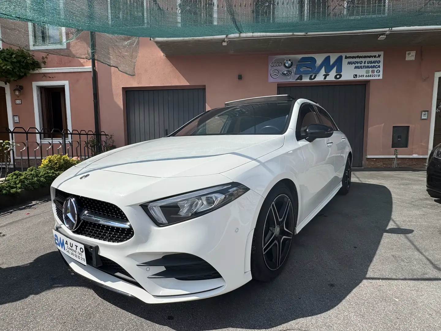 Mercedes-Benz A 200 Premium auto AMG - 1