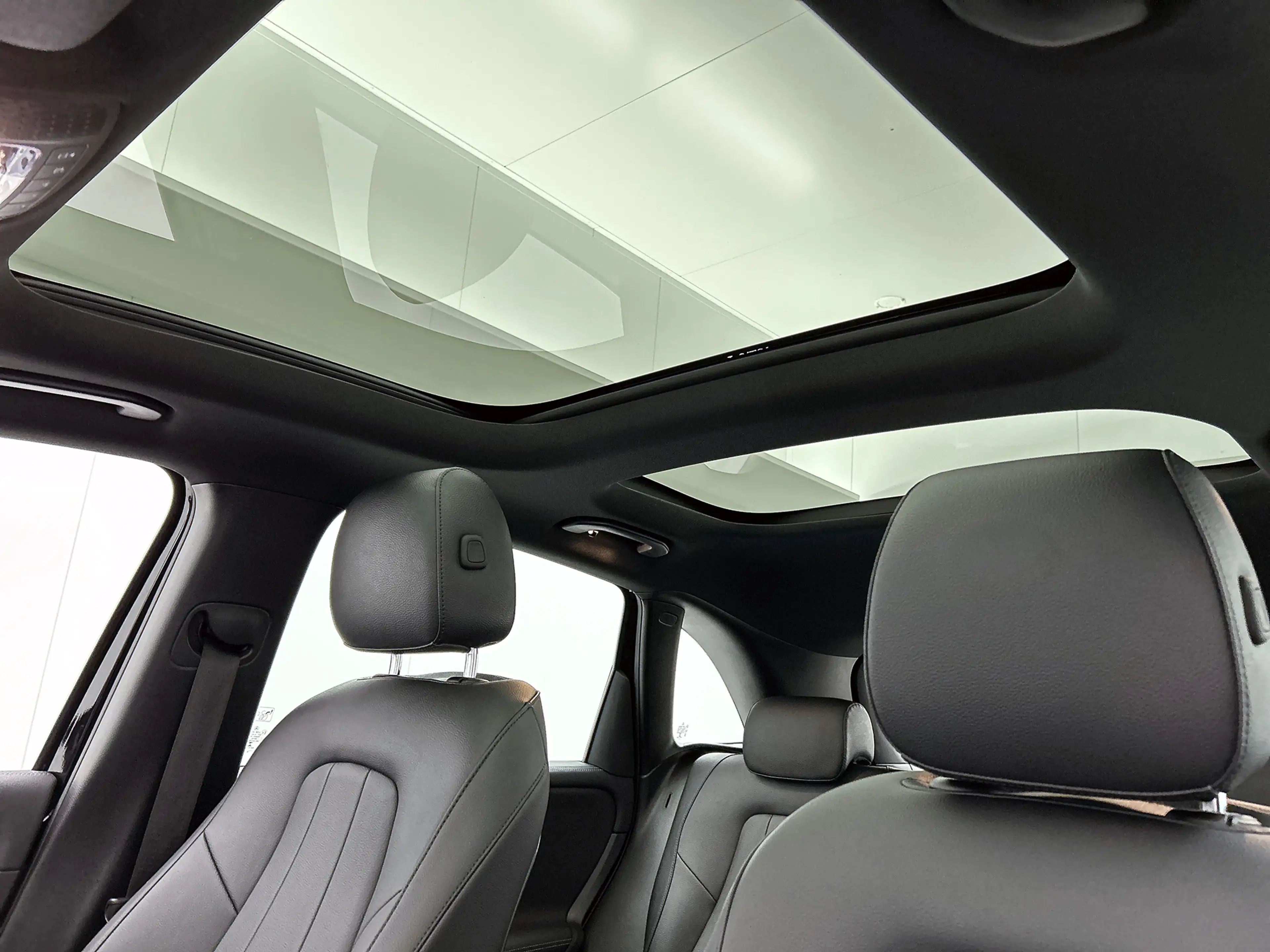 Mercedes-Benz B 250 e Business Solution Luxury Limited | achteruitrijc — photo 13