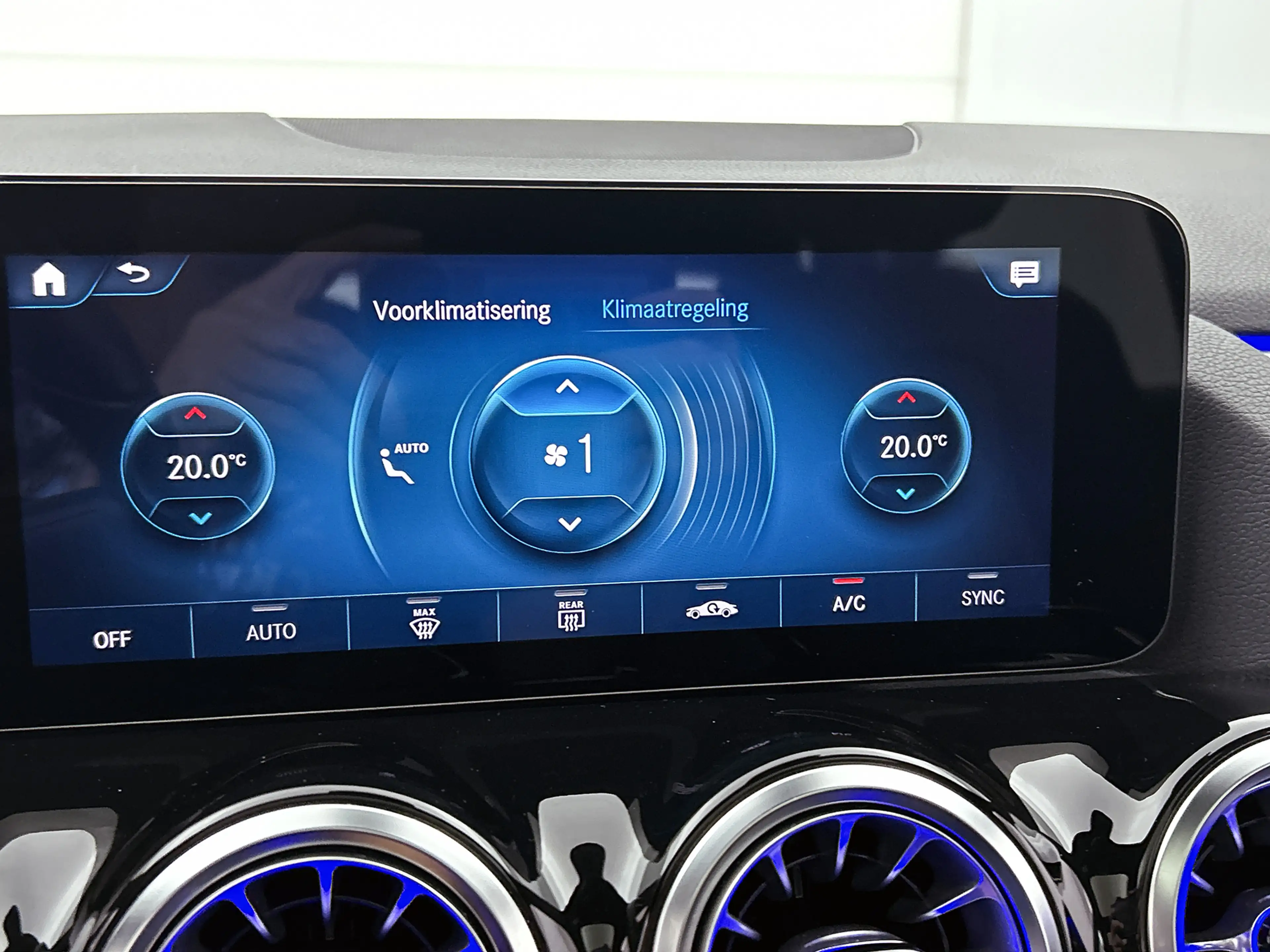 Mercedes-Benz B 250 e Business Solution Luxury Limited | achteruitrijc — photo 11