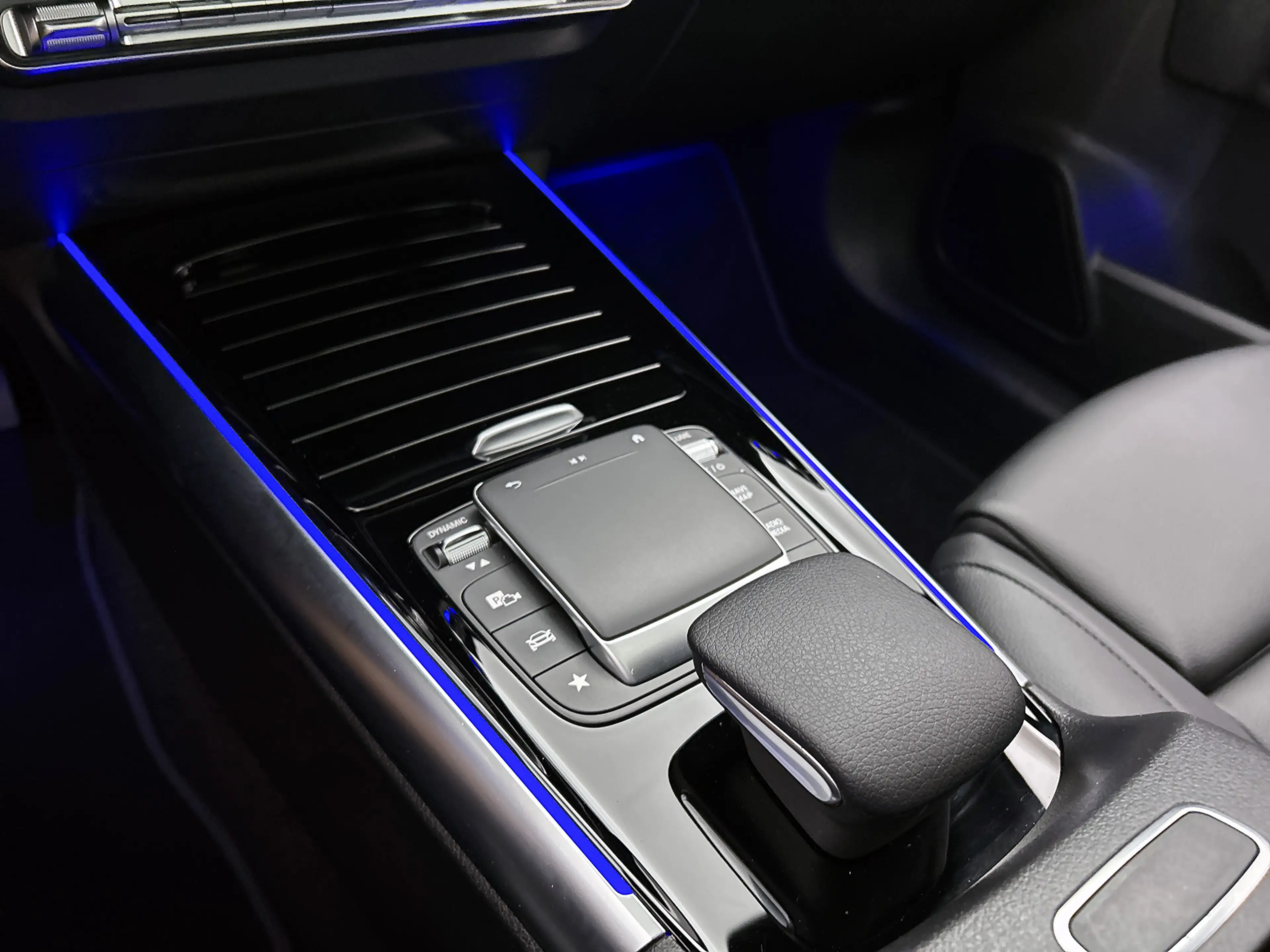 Mercedes-Benz B 250 e Business Solution Luxury Limited | achteruitrijc — photo 12
