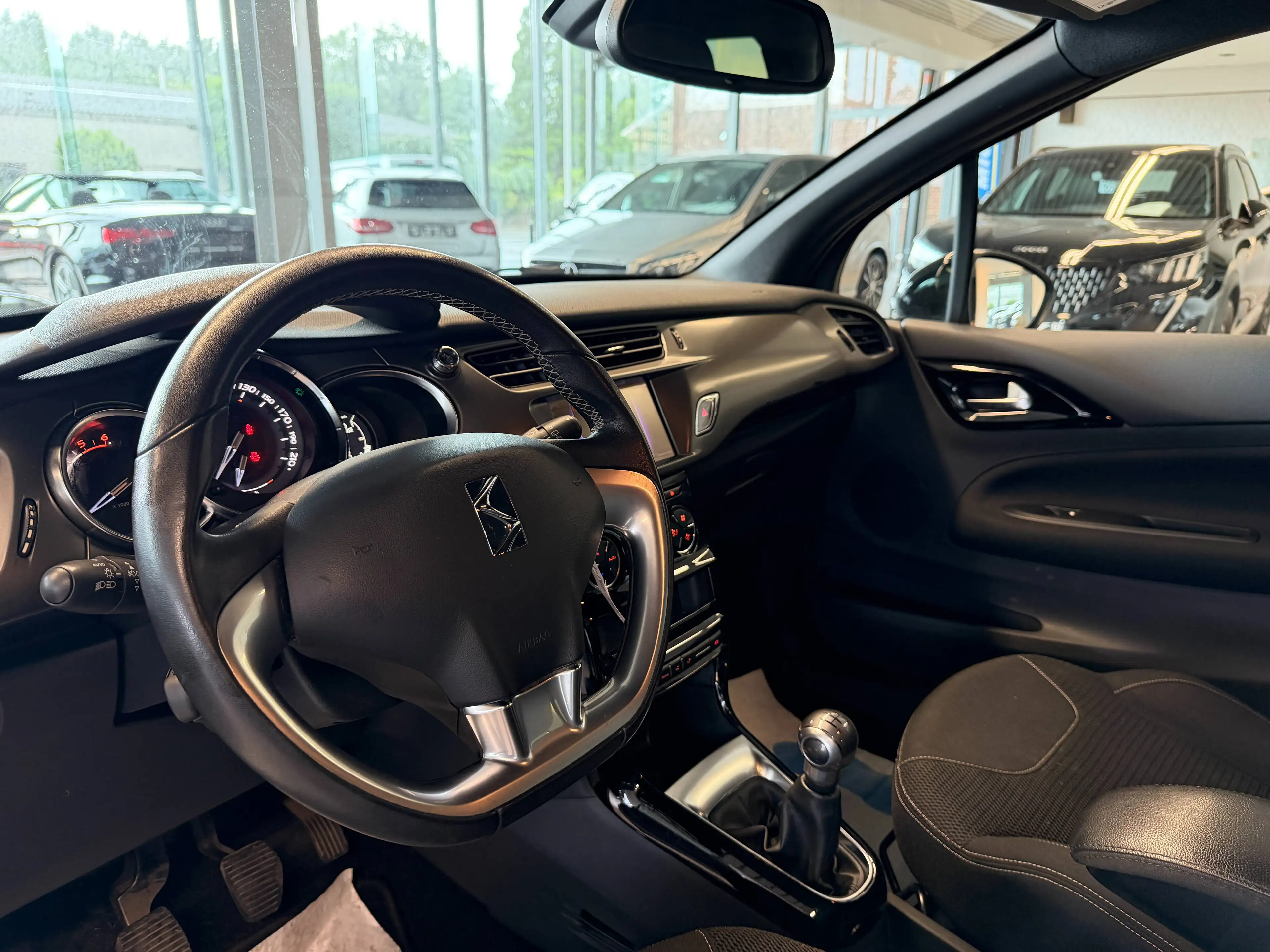 Citroen DS3 DS3 1.6 BlueHDi*1ERPROP*GARANTIE12MOIS*CLIM* — photo 12