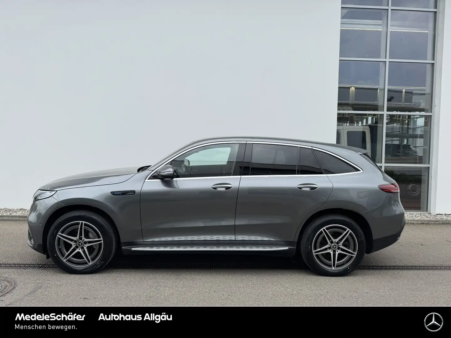 Mercedes-Benz EQC 400 EQC 400 4M AMG MLED Keyless Sound Kam Tritt Ambi Grau - 2