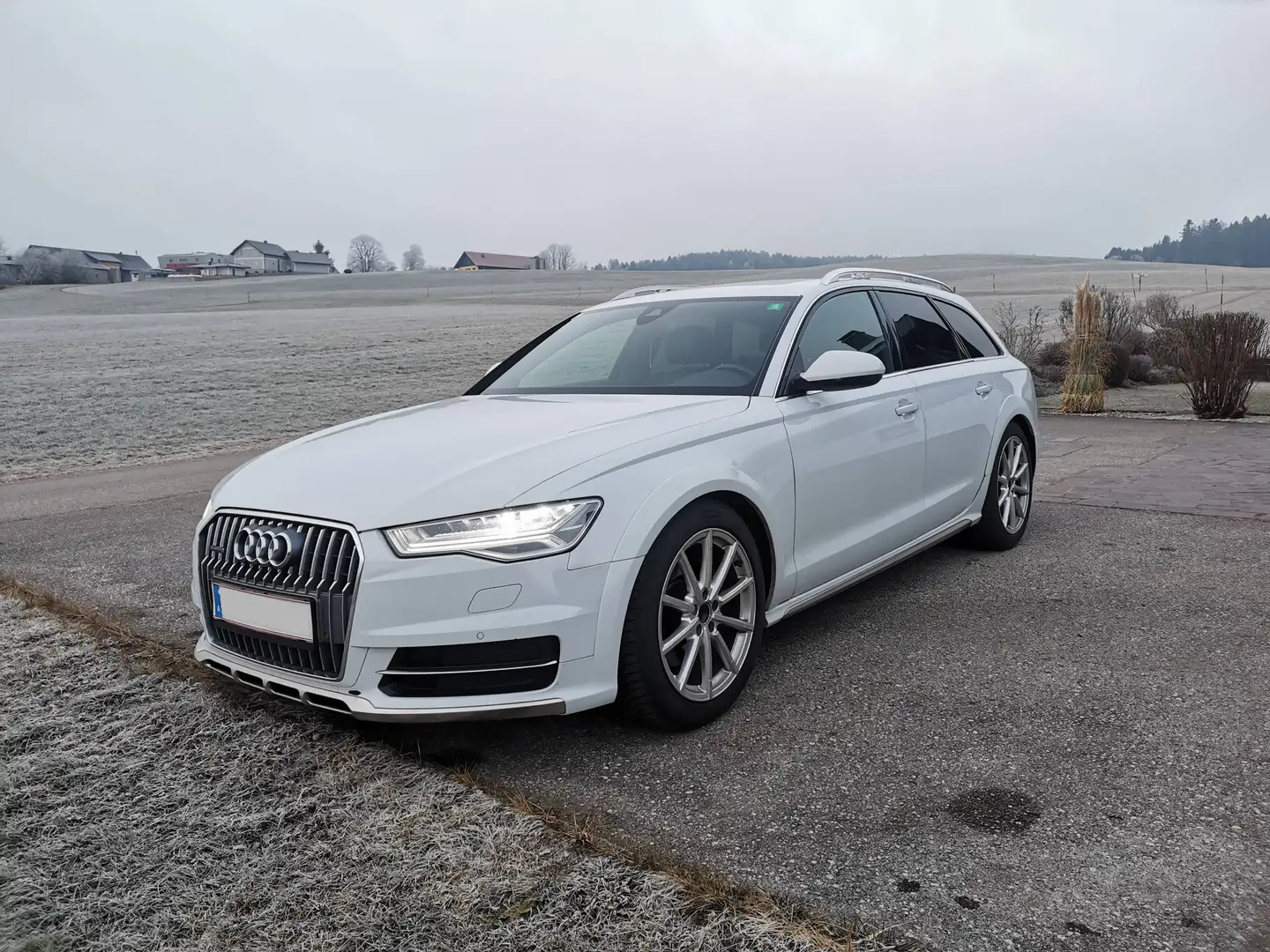 Audi A6 allroad A6 Allroad 3,0 TDI Quattro tiptronic Weiß - 2