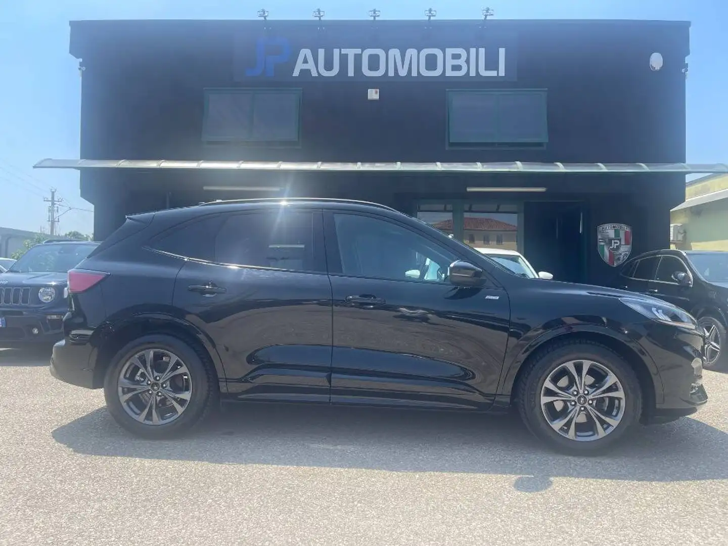 Ford Kuga 2.0 ecoblue ST-Line Design 2wd 120cv auto Noir - 1