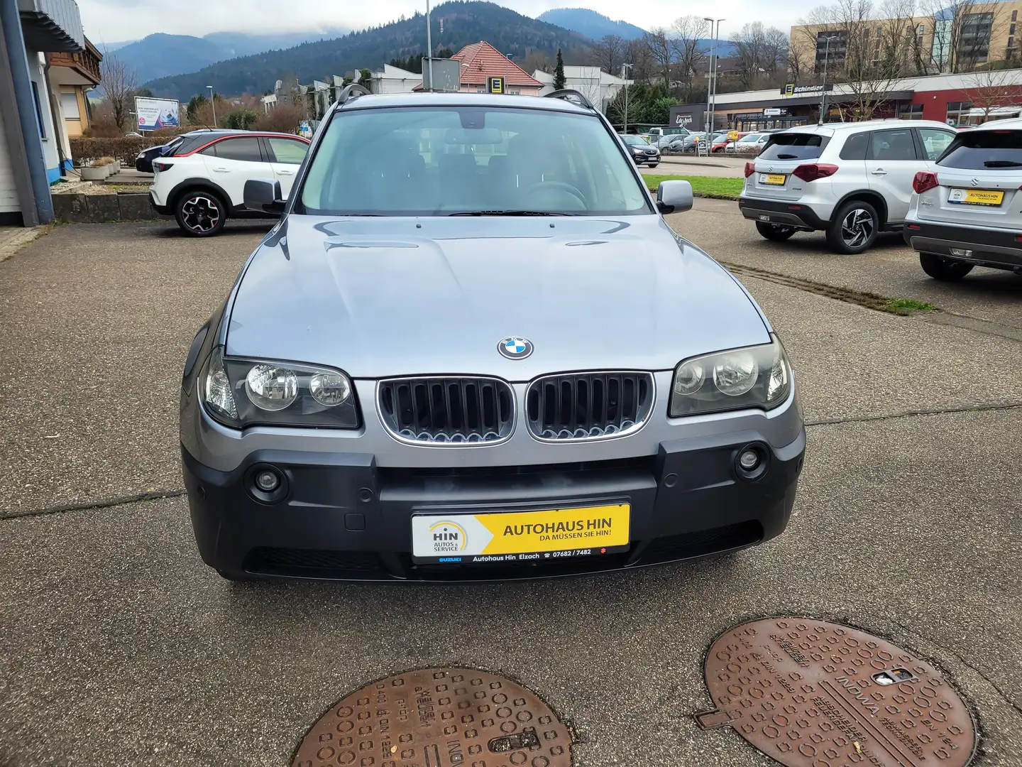 BMW X3 2.0i Verkauf im Kundenauftrag Grau - 2
