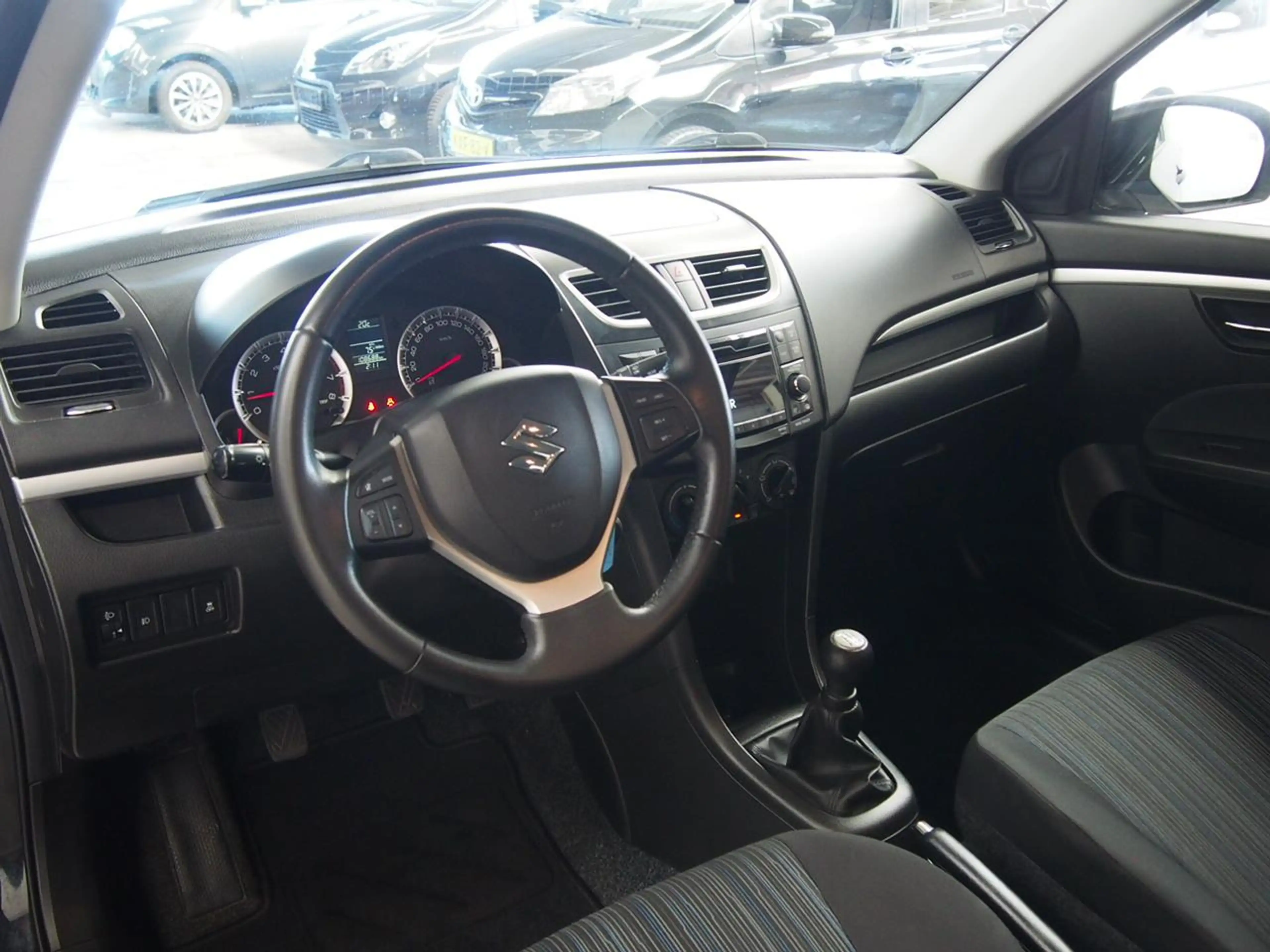 Suzuki Swift 1.2 Exclusive EASSS Cruise (APK:Nieuw) Incl.Garant — photo 6