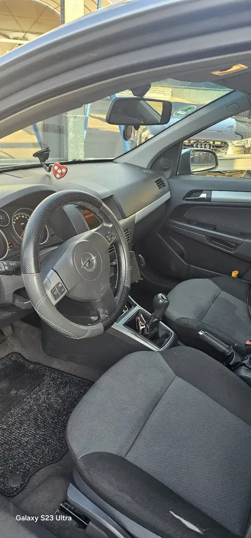 Opel Astra 1.4 Enjoy Grijs - 2