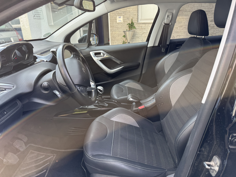 Peugeot 2008 Allure — photo 15